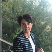 Prof à domicile vous aide à créer votre pitch et ainsi avoir un impact positif et efficace lors de vos présentations.